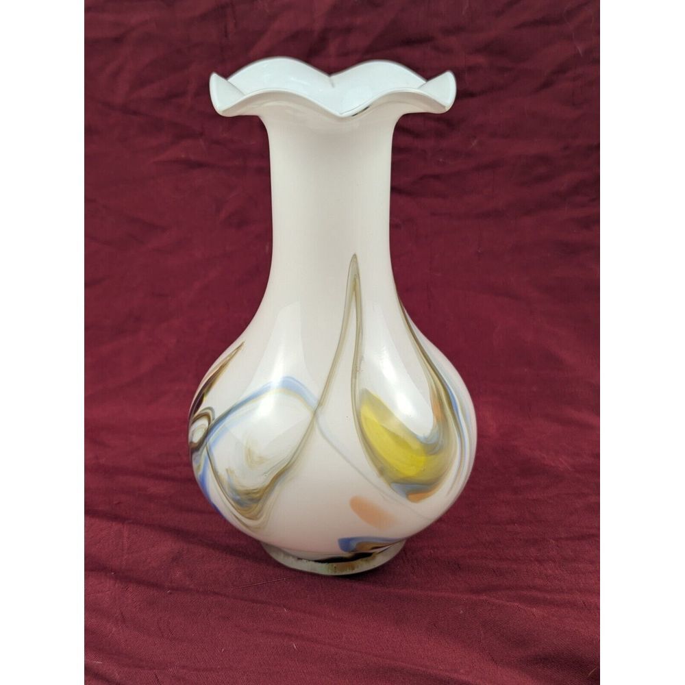 Vintage‎ Art Glass Vase by DALIAN & Co Snowflakes Design 9in Tall Swirls